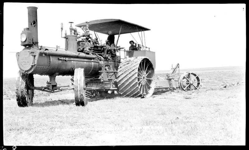 تراکتور بخار مینیاپولیس