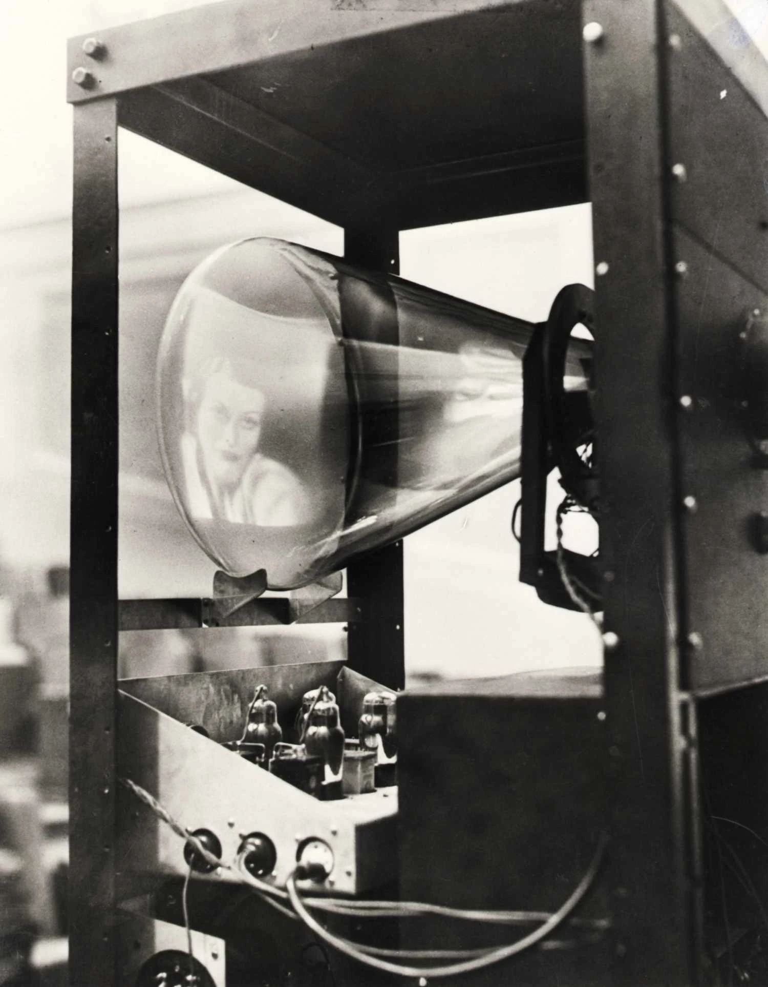 تظاهرات تلویزیون