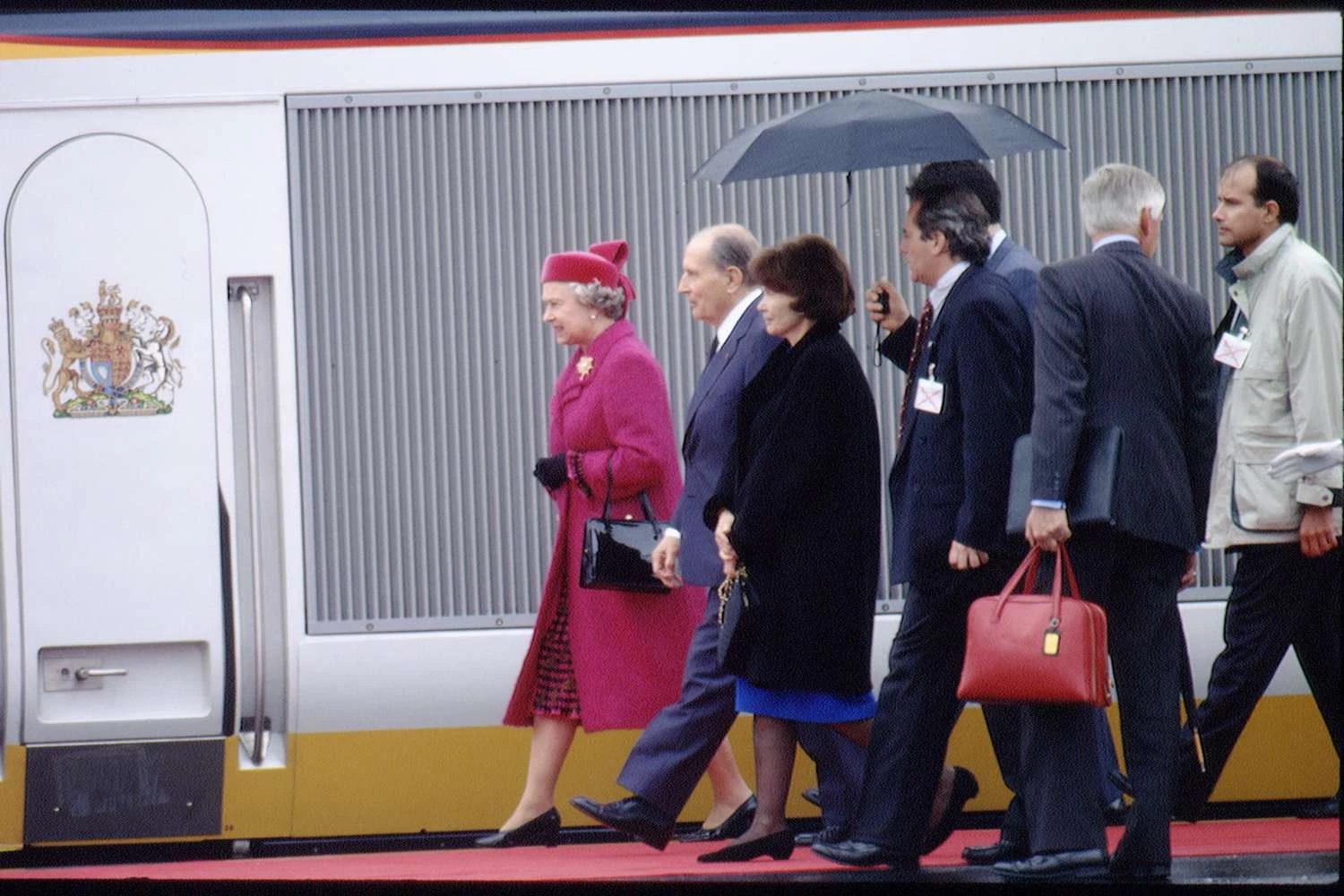 تایم لاین رویدادهای جهانی در دهه 1990 - 1994