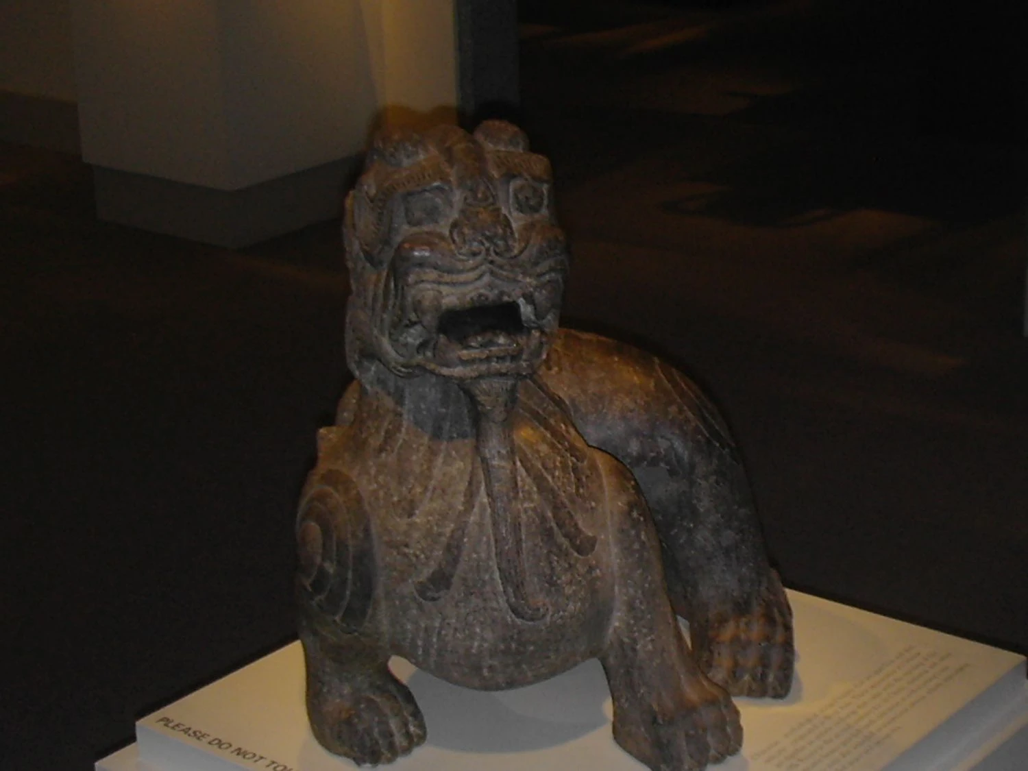 مجسمه کایمرا آهکی متعلق به دوره شش سلسله